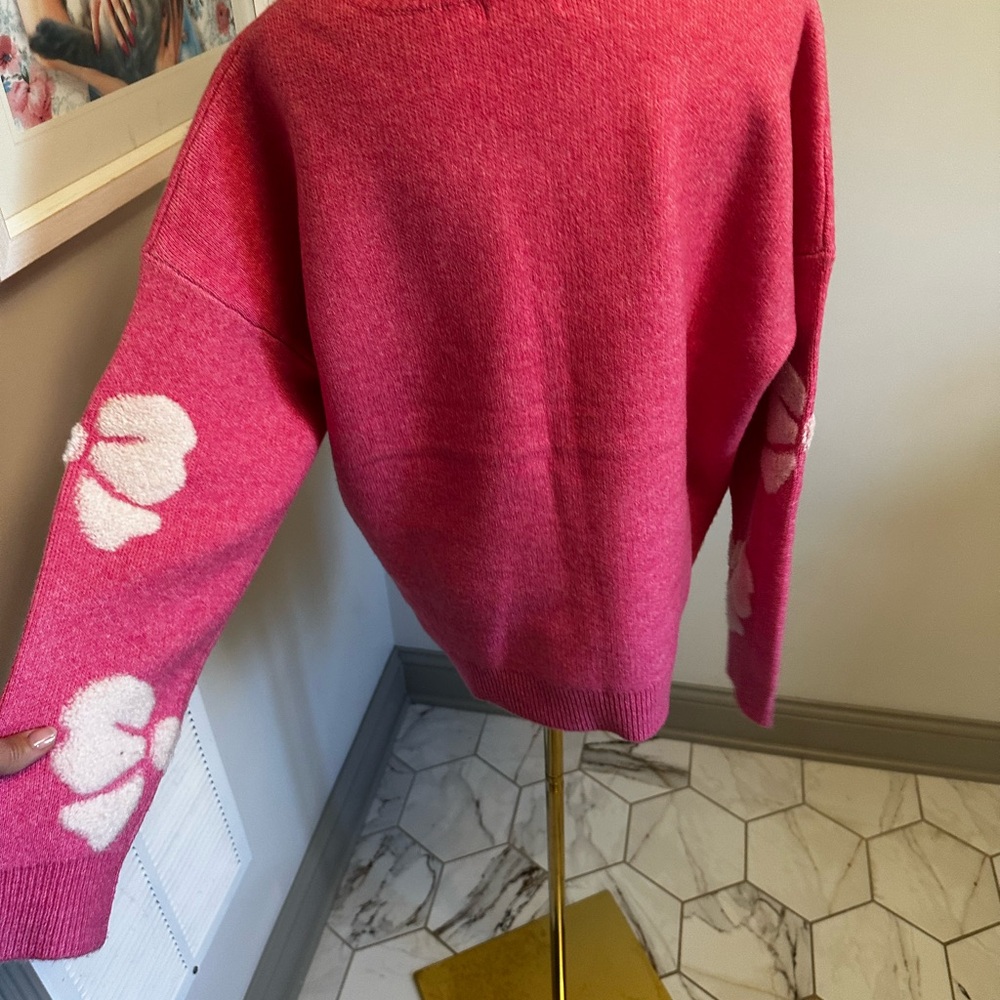 Women’s Pink Bow-Print Crewneck Sweater - Picture 3 of 4